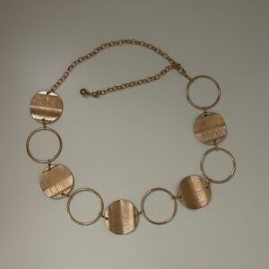 Elegant Gold Circle Link Adjustable Belt